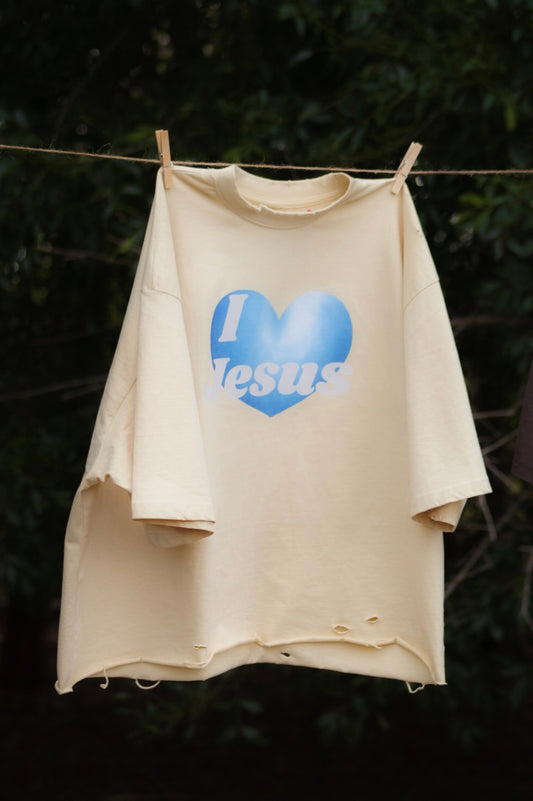 I love jesus (Tan)